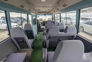 Nissan Civilian 1995