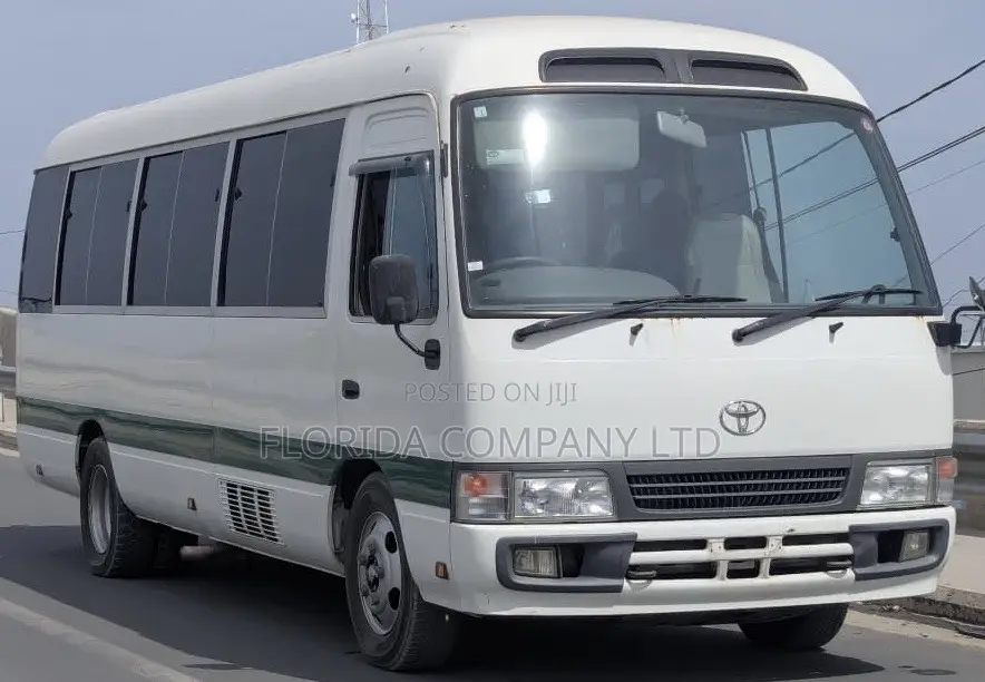 Toyota Coaster 2005