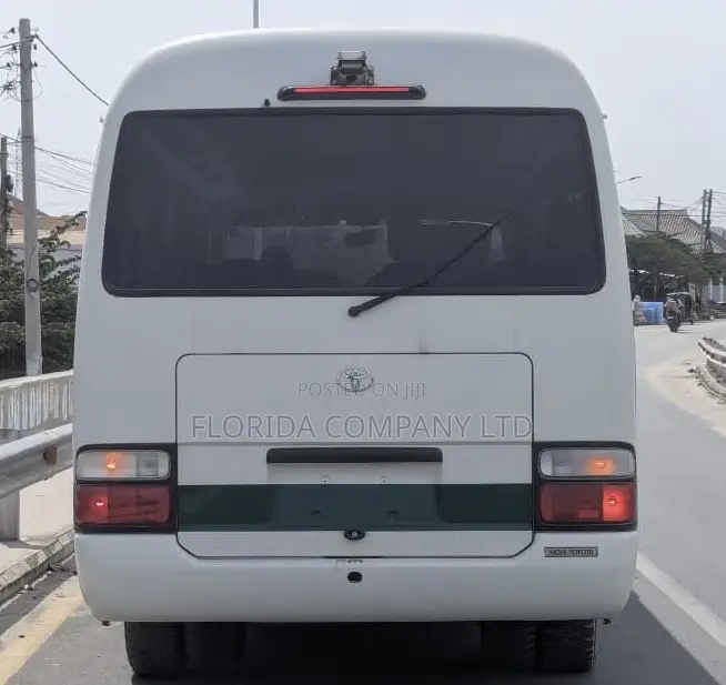Toyota Coaster 2005