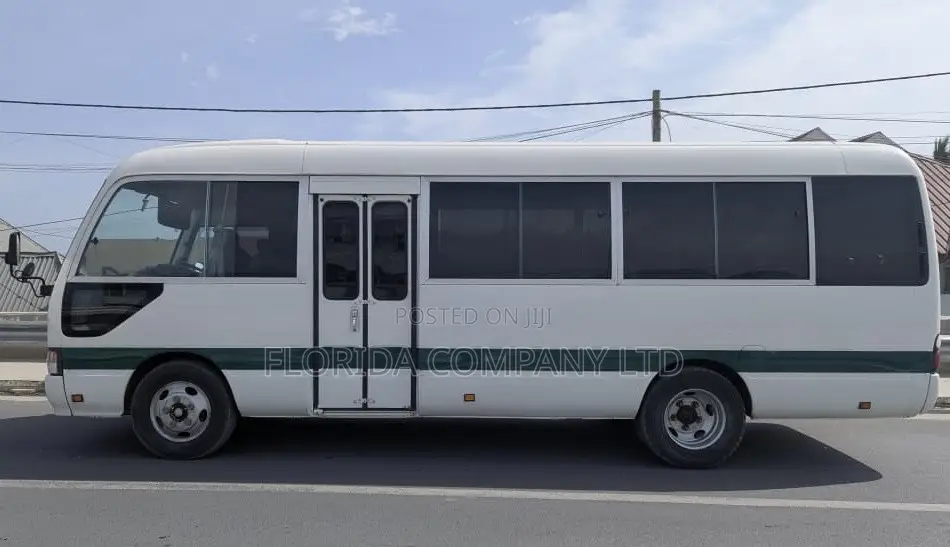 Toyota Coaster 2005
