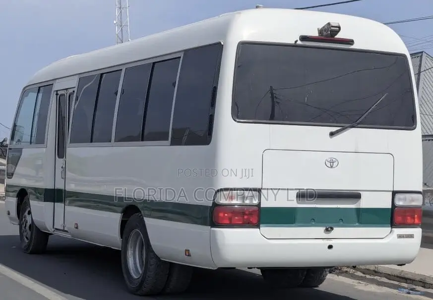 Toyota Coaster 2005