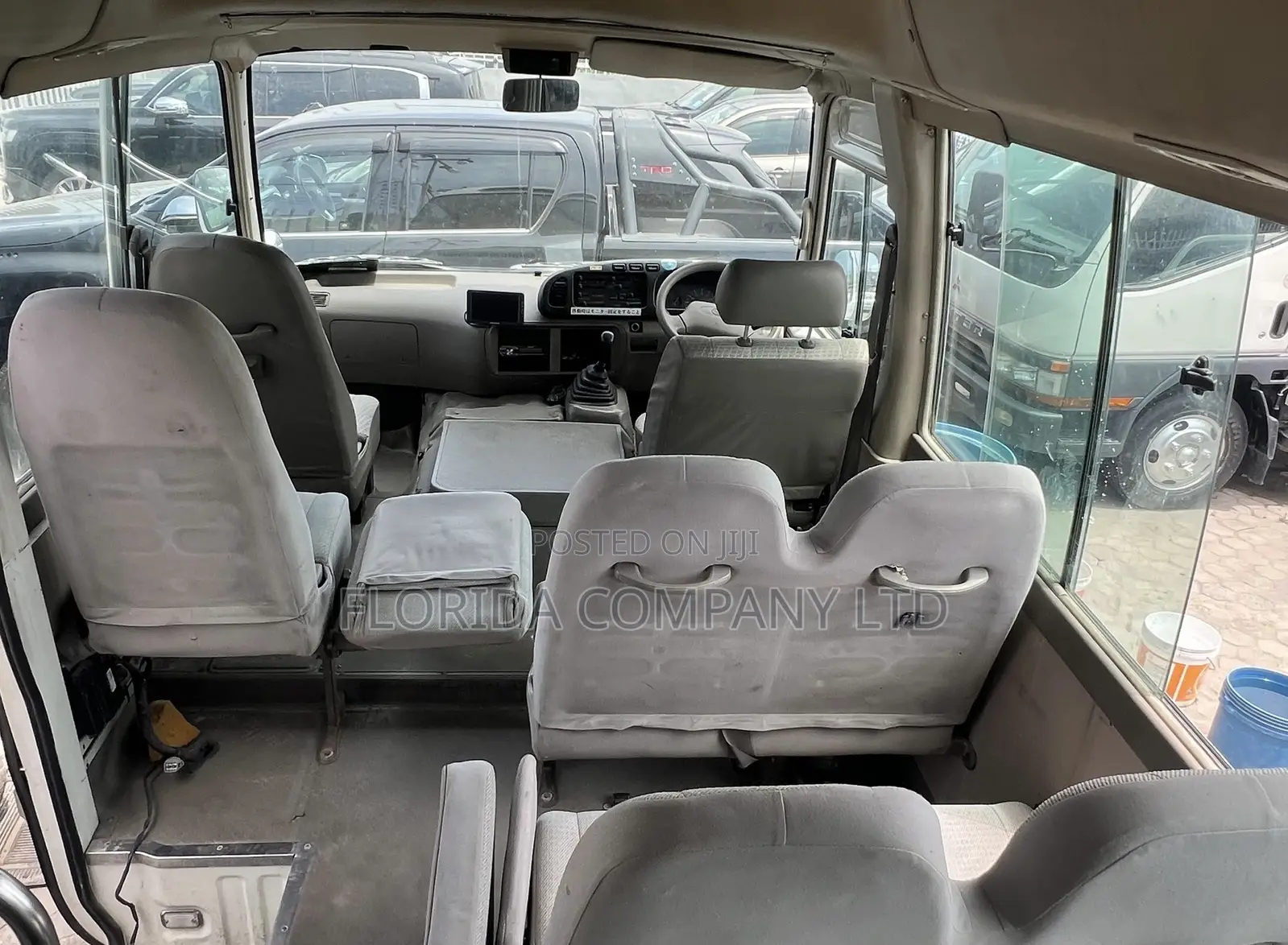 Toyota Coaster 2000