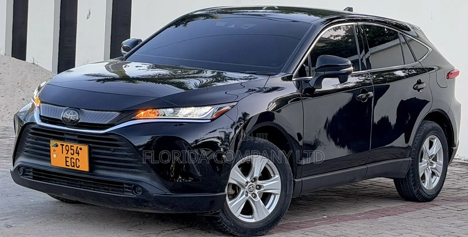 Toyota Harrier 2021 Black