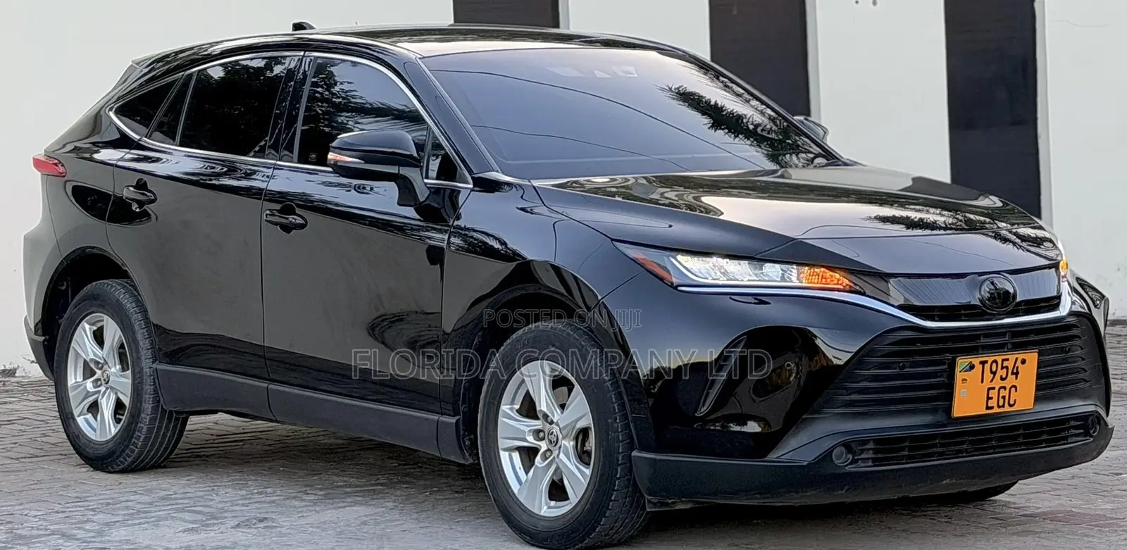 Toyota Harrier 2021 Black