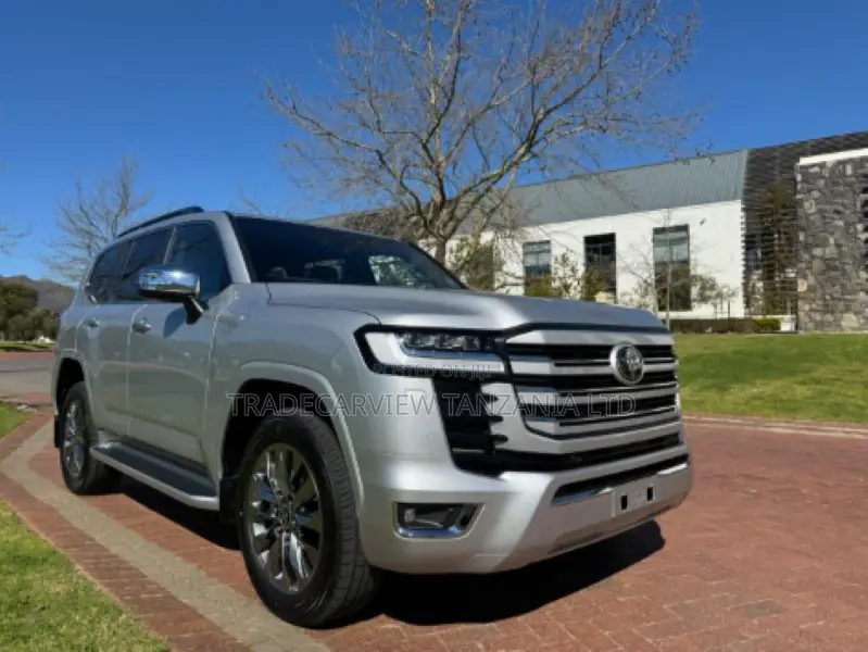 New Toyota Land Cruiser 2026 Silver