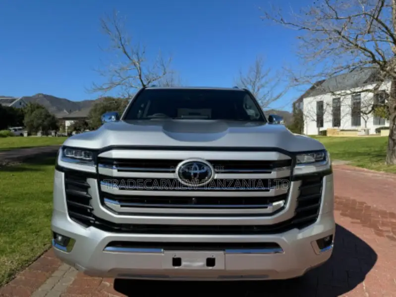 New Toyota Land Cruiser 2026 Silver