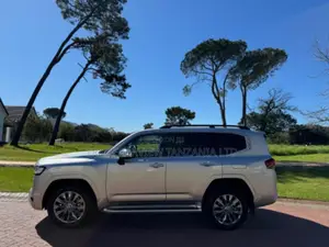 New Toyota Land Cruiser 2026 Silver