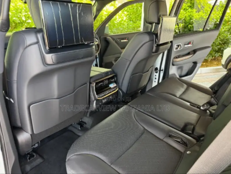 New Toyota Land Cruiser 2026 Silver