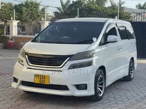 Toyota Alphard 2010 White
