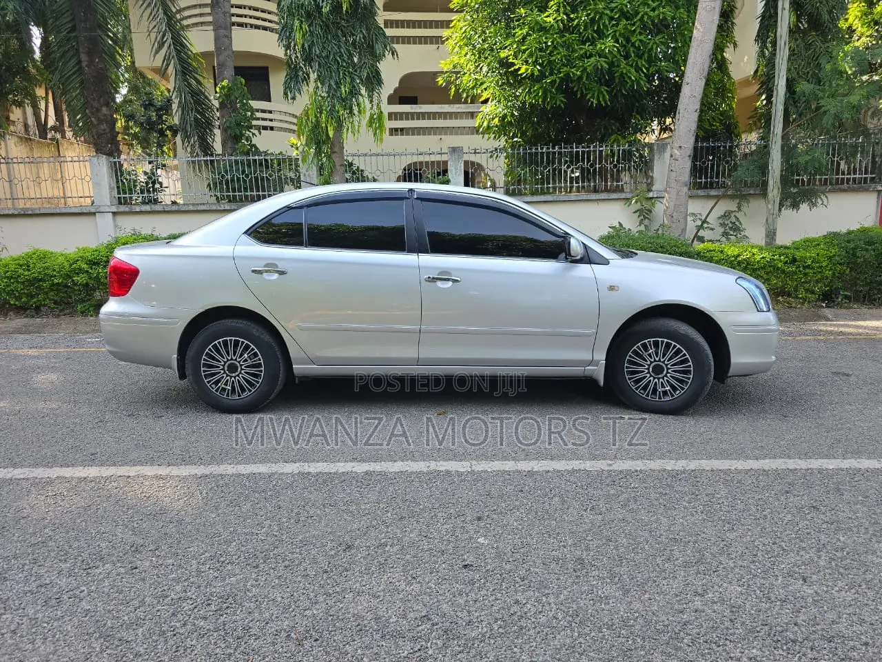 Toyota Premio 2005 Silver