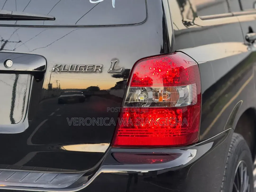 Toyota Kluger 2004 Black