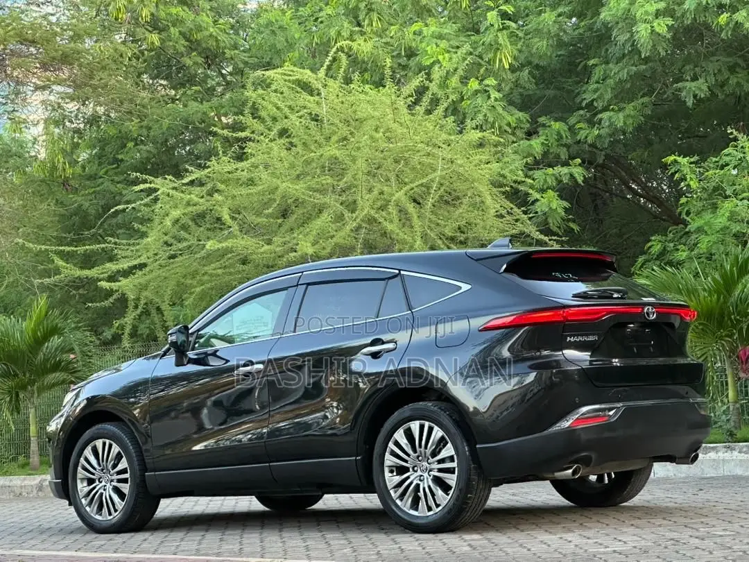 Toyota Harrier Hybrid Z 2020 Black