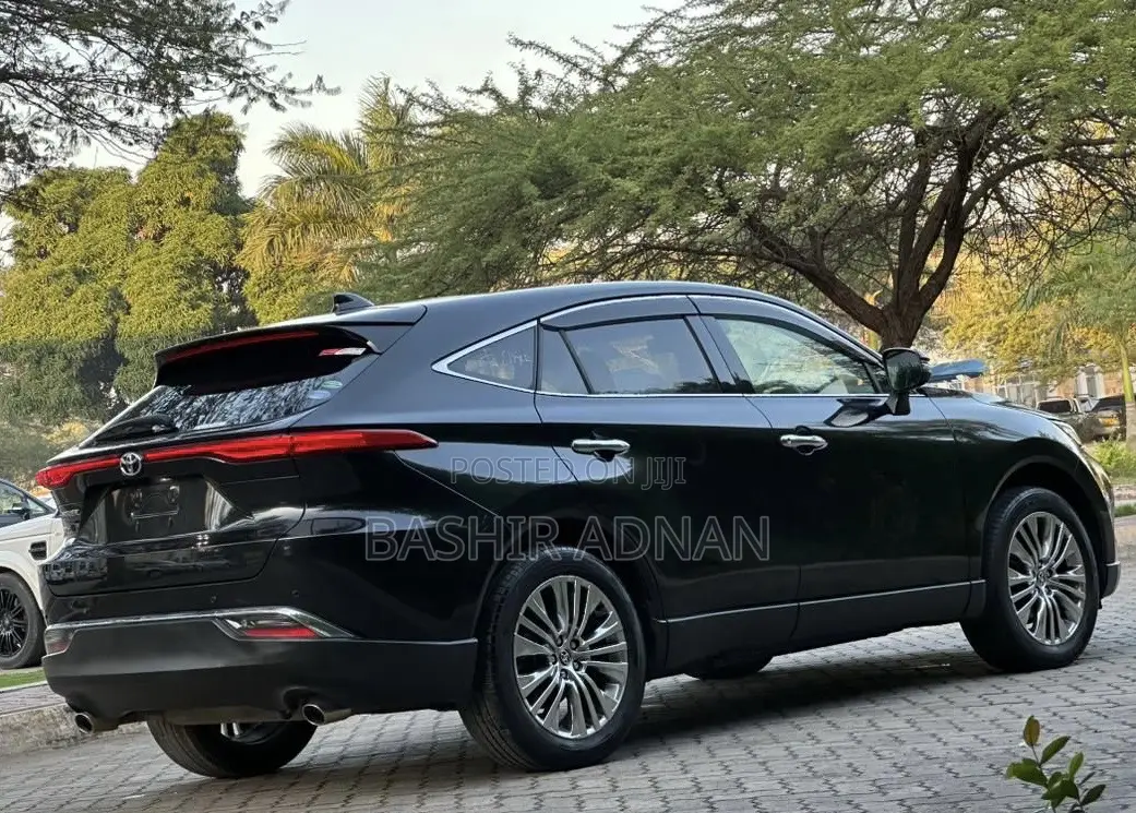 Toyota Harrier Hybrid Z 2020 Black
