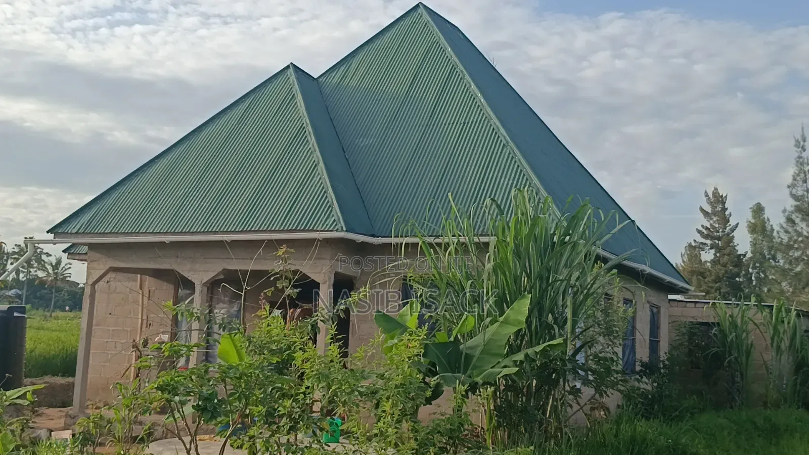 4bdrm House in Buswelu for sale