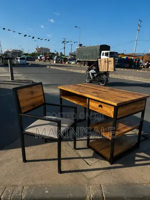 Home /Office Desk Very Simple