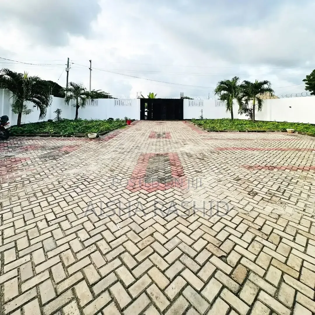 3bdrm House in Kinyerezi for rent