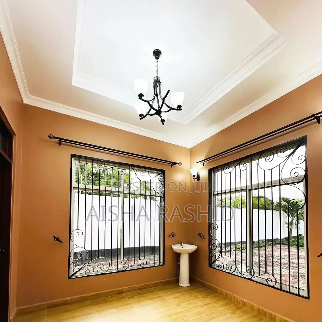 3bdrm House in Kinyerezi for rent