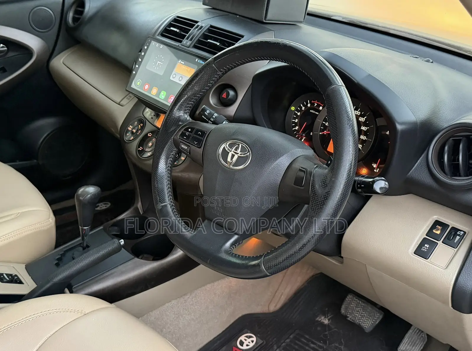 Toyota Vanguard 2010 Black