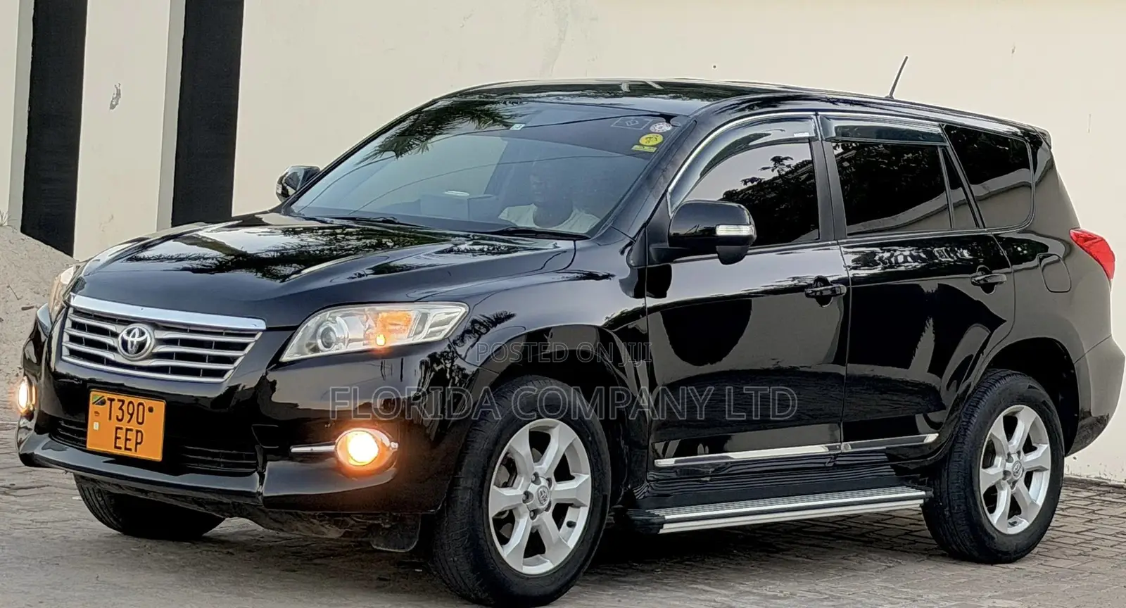 Toyota Vanguard 2010 Black