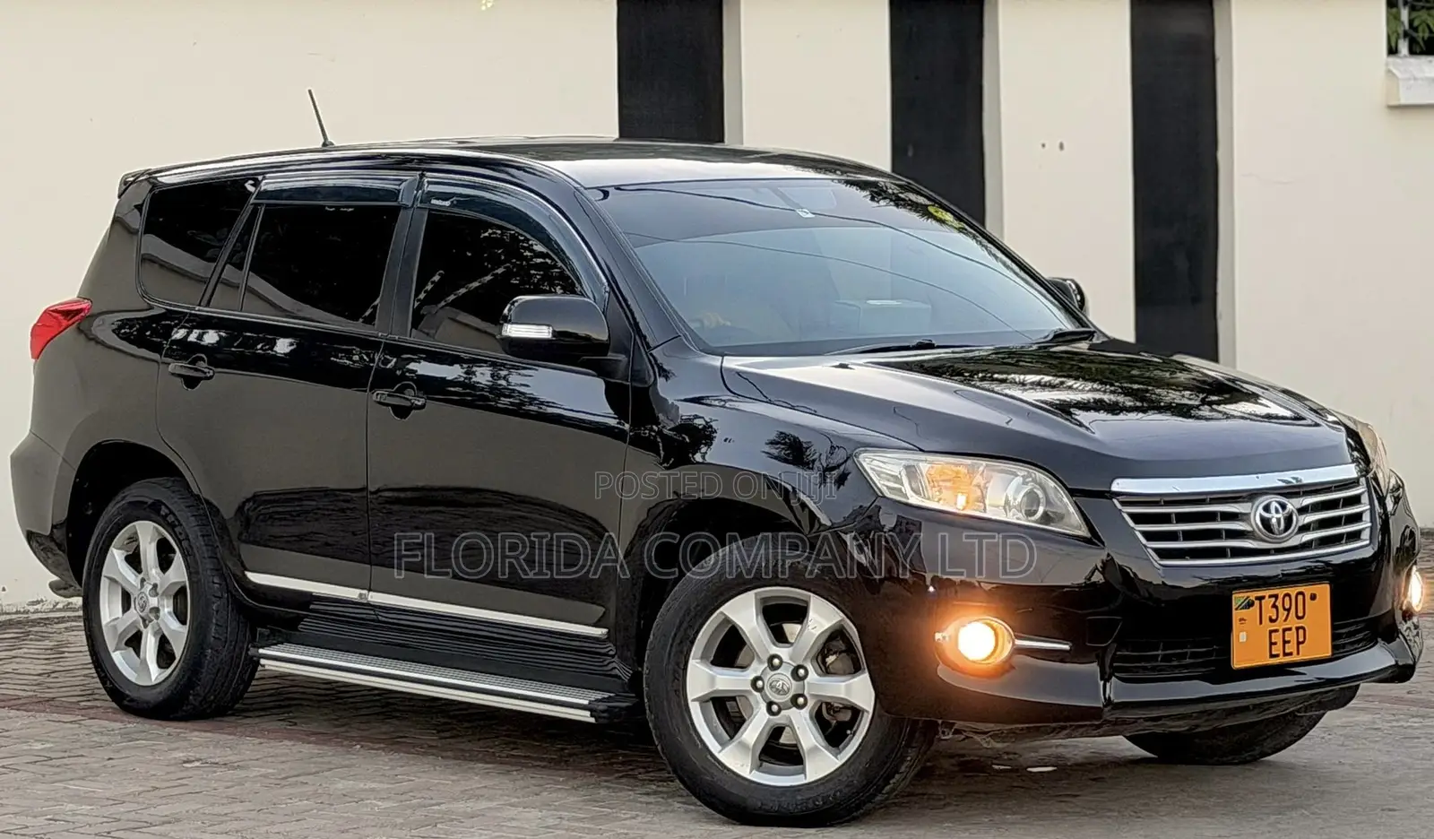 Toyota Vanguard 2010 Black