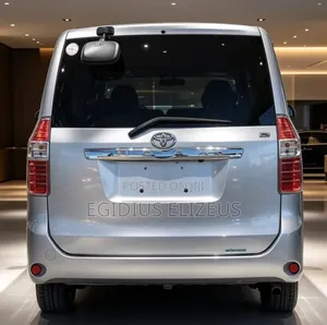 Toyota Noah 2008 Silver