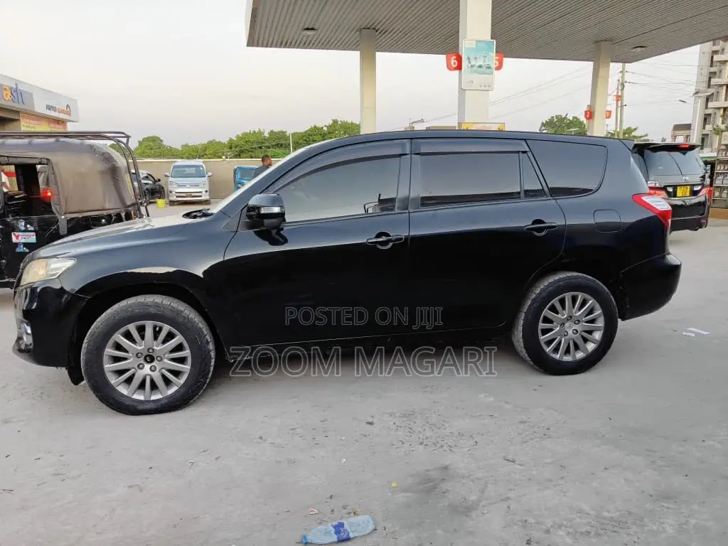 Toyota Vanguard 2009 Black