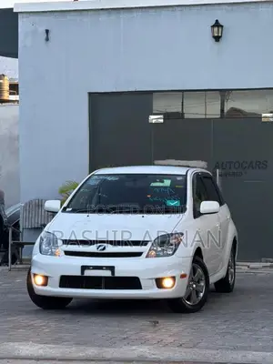 Toyota IST 2006 White