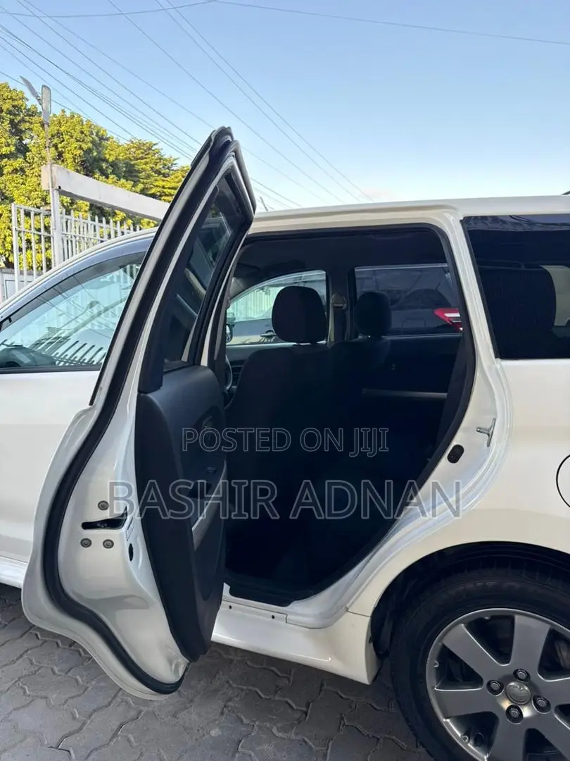 Toyota IST 2006 White