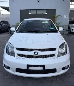 Toyota IST 2006 White