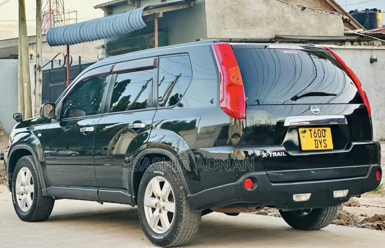 Nissan X-Trail 2.0 Automatic 2008 Matt Black