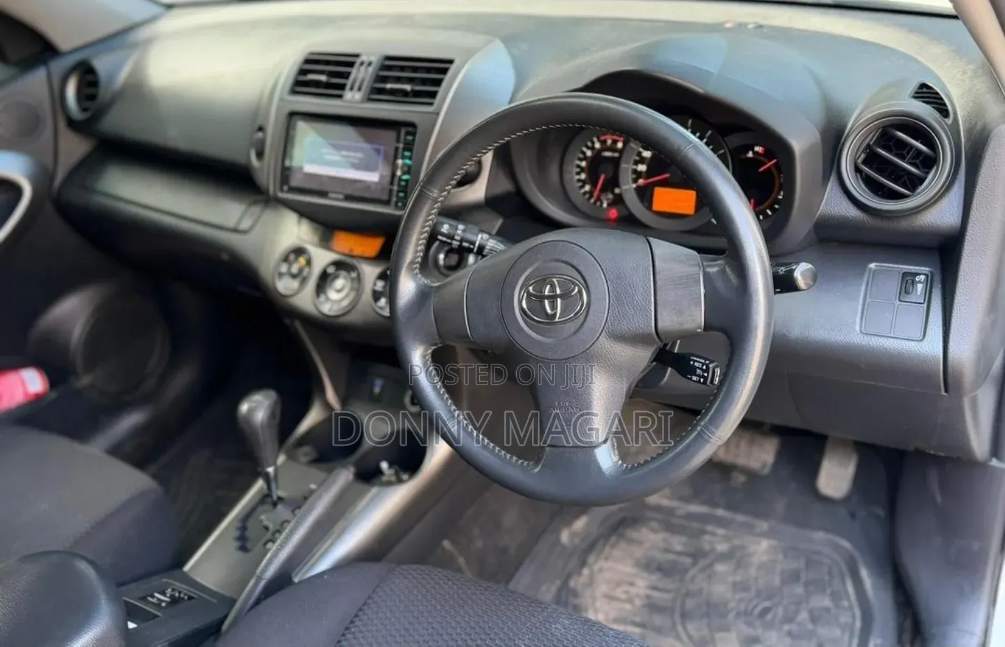 Toyota RAV4 2008 White