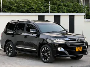 Toyota Land Cruiser Prado 2014 Black
