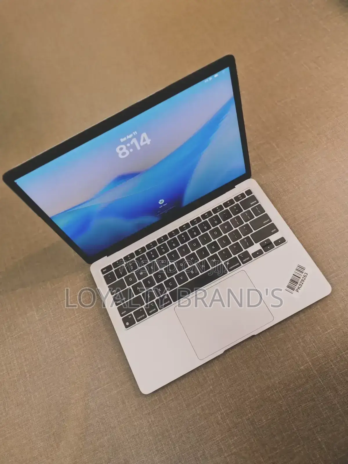 New Laptop Apple MacBook Air 2020 M1 8GB Apple M1 SSD 256GB