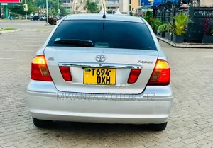 Toyota Premio 2004 Silver