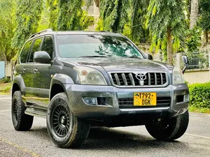 Toyota Land Cruiser Prado 2005 Gray