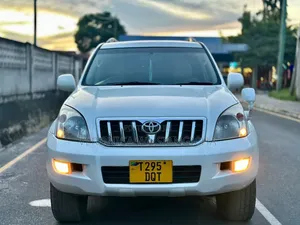 Toyota Land Cruiser Prado 2006 White
