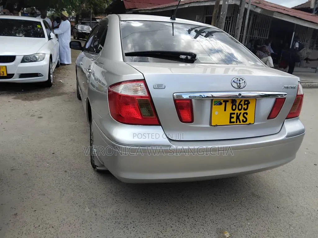 Toyota Premio 2003 Silver