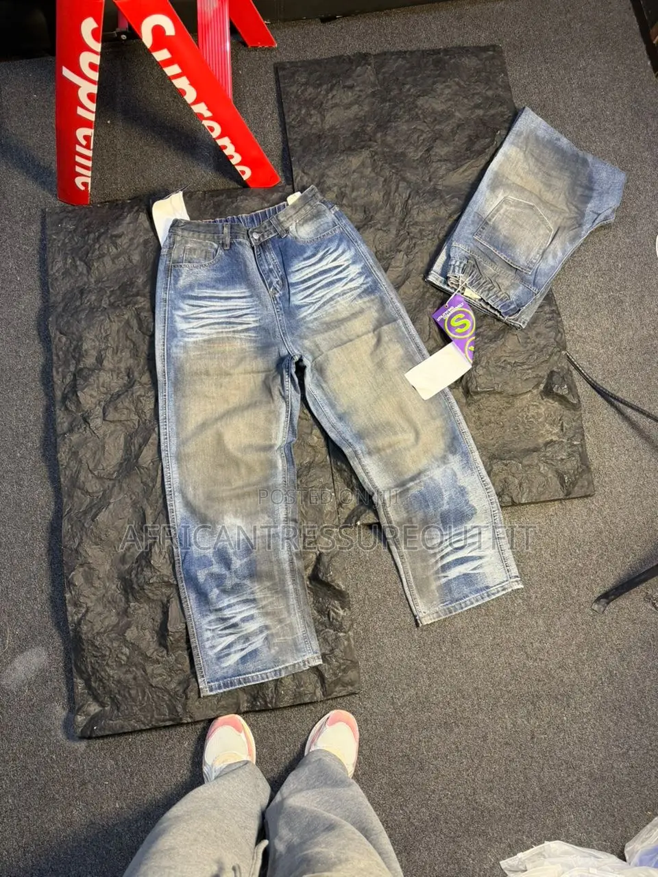 Zara Wide Legs Jeans Collection Available