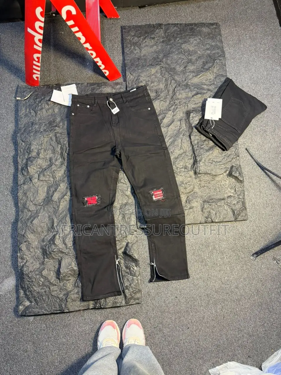 Zara Wide Legs Jeans Collection Available
