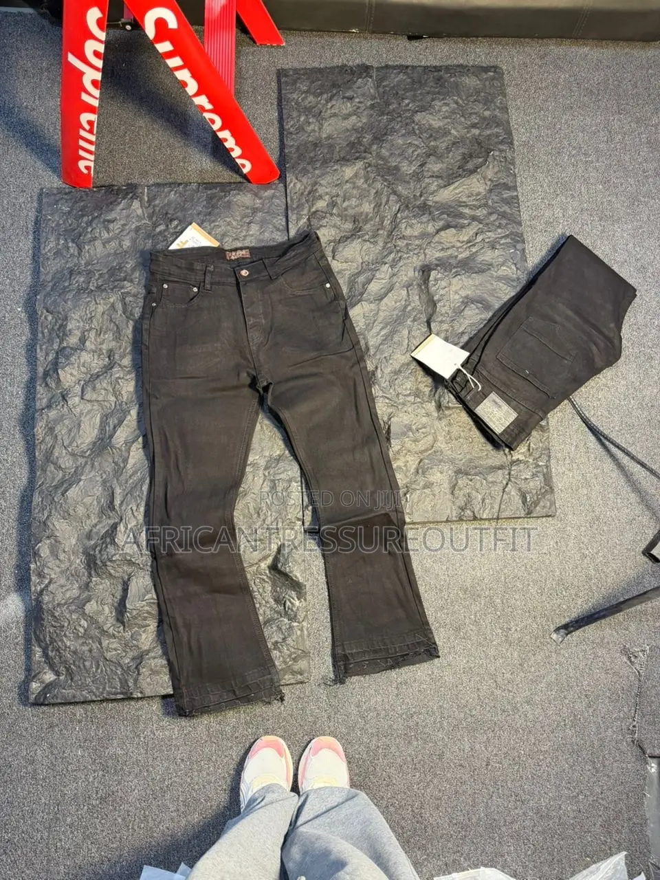 Zara Wide Legs Jeans Collection Available