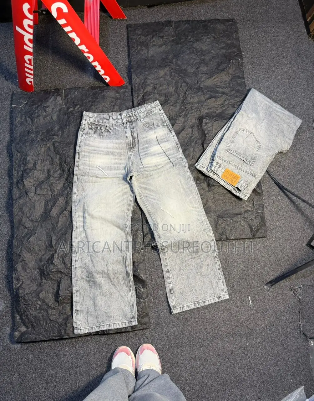 Zara Wide Legs Jeans Collection Available