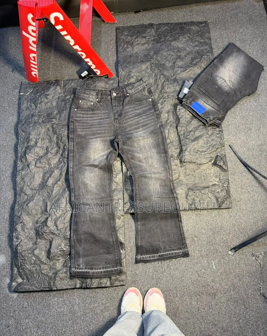 Zara Wide Legs Jeans Collection Available