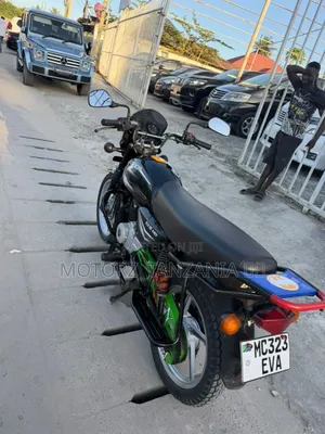 Bajaj Boxer 125 2024 Black