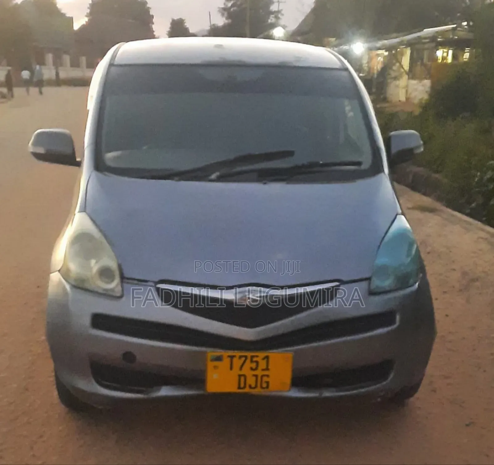 Toyota Ractis 2006 Gray