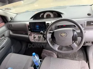 Toyota Raum 2005 Blue