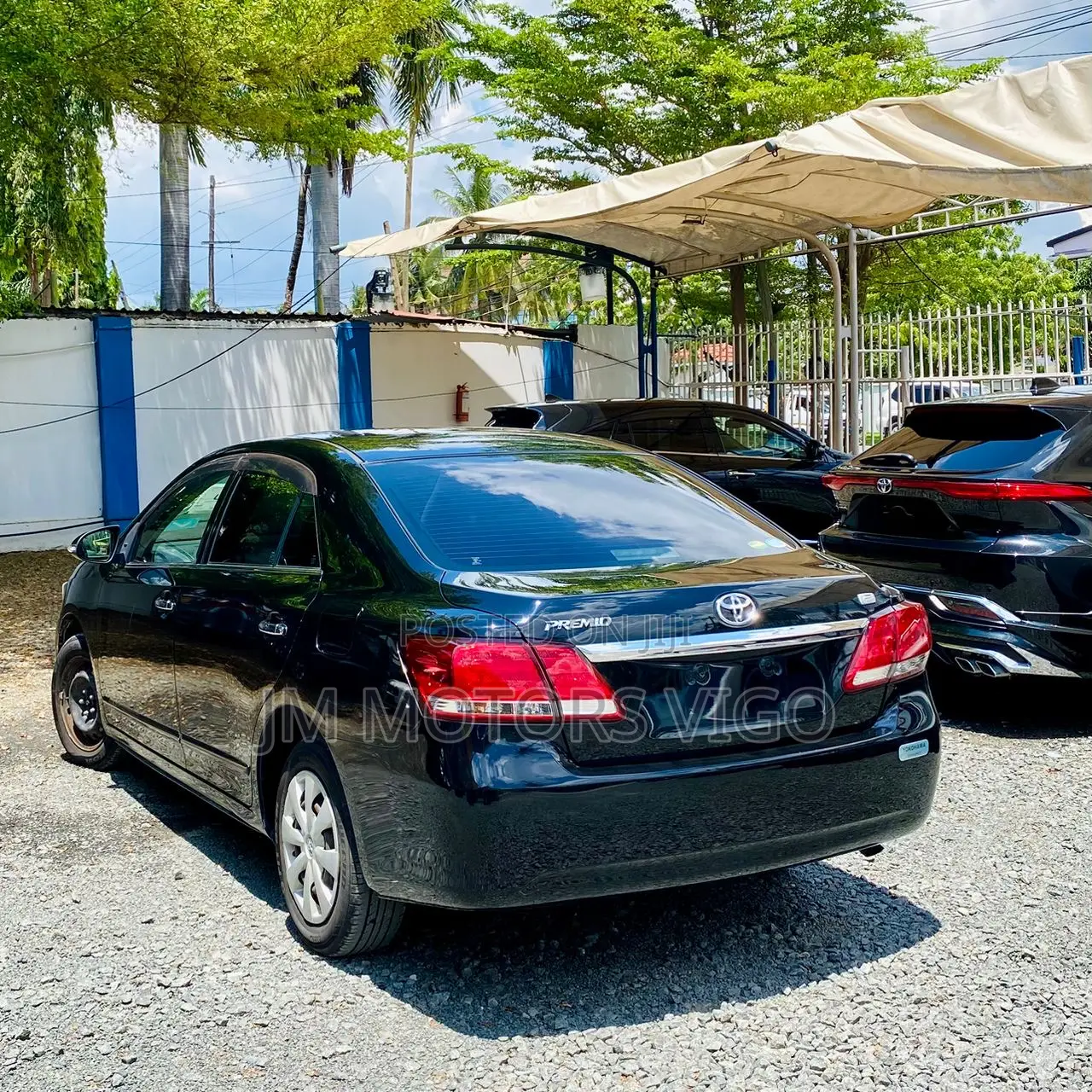 Toyota Premio 2016 Black