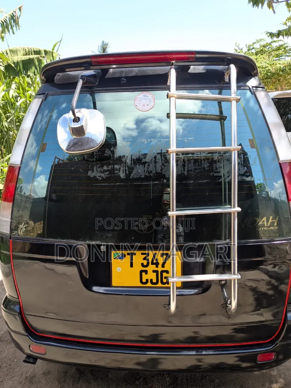 Toyota Noah 2001 Black