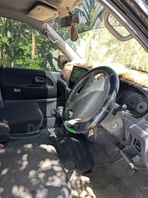 Toyota Noah 2001 Black