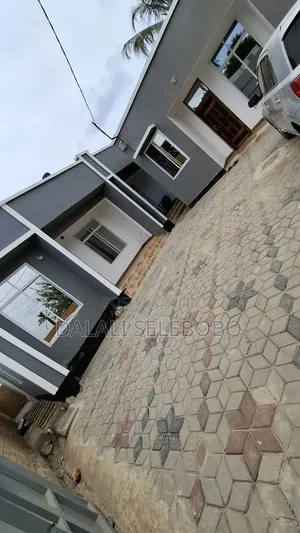 6bdrm Apartment in Madale Atlas, Goba for sale