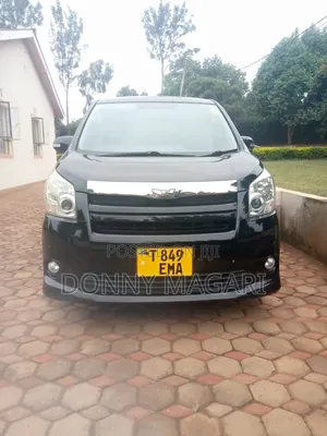 Toyota Noah 2008 Black